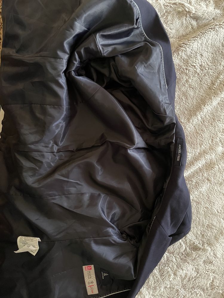 Продам пиджак школьный Angelcher 164рост 44 размер