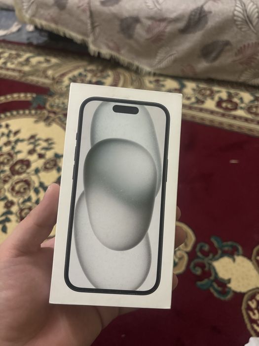 Продам Айфон 15 256 гб,аккумулятор 100 %