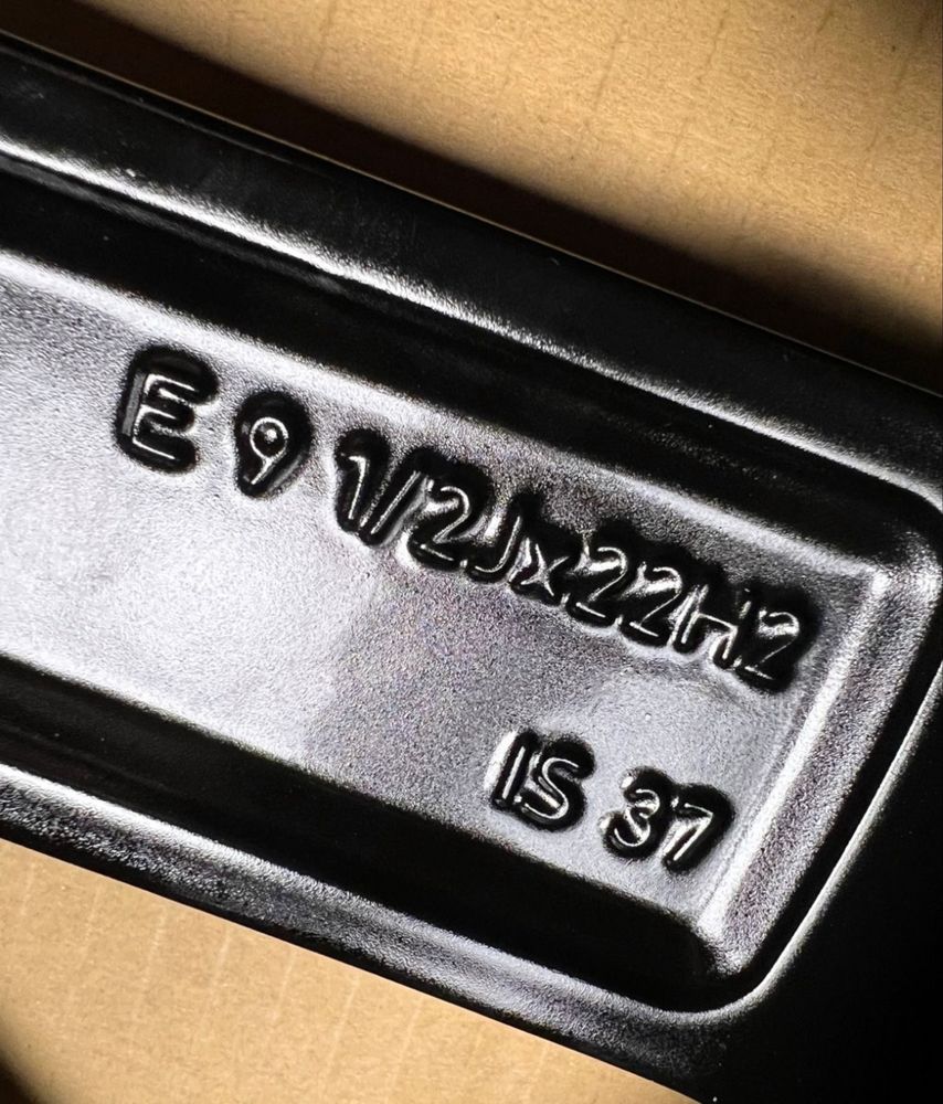 Бмв джанти 22 цол нови оригинални х5 - х6 ( G05/06 )