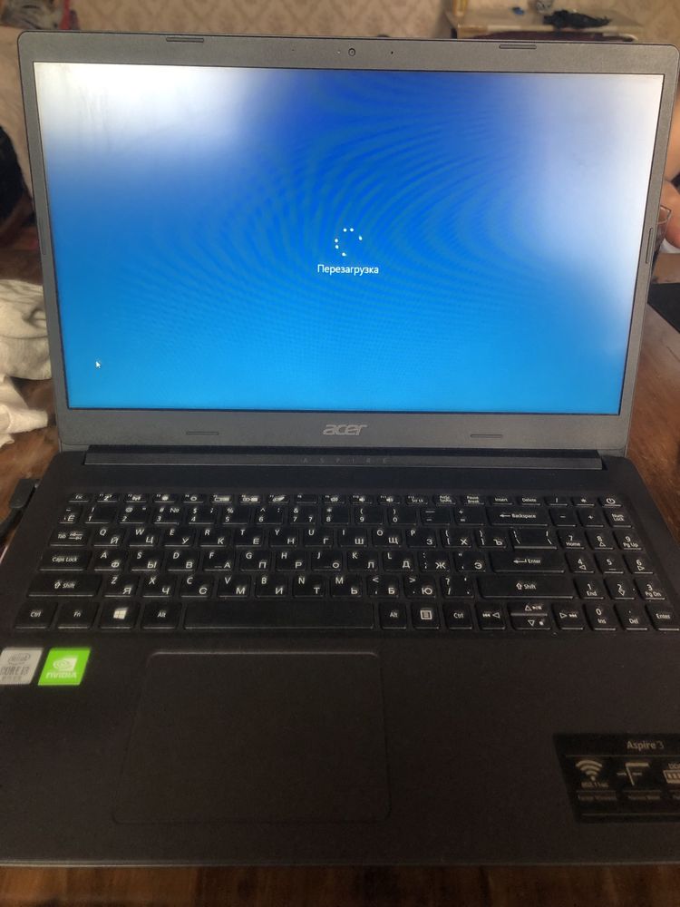 Продается Ноутбук  Acer Aspire 3 !