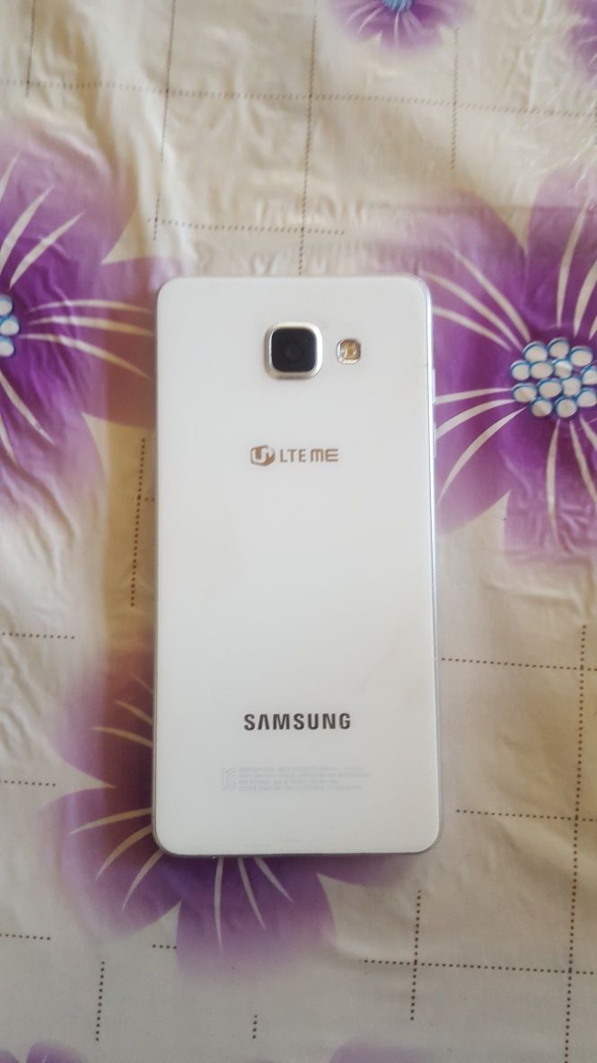 Samsung Galaxy A5 sotiladi