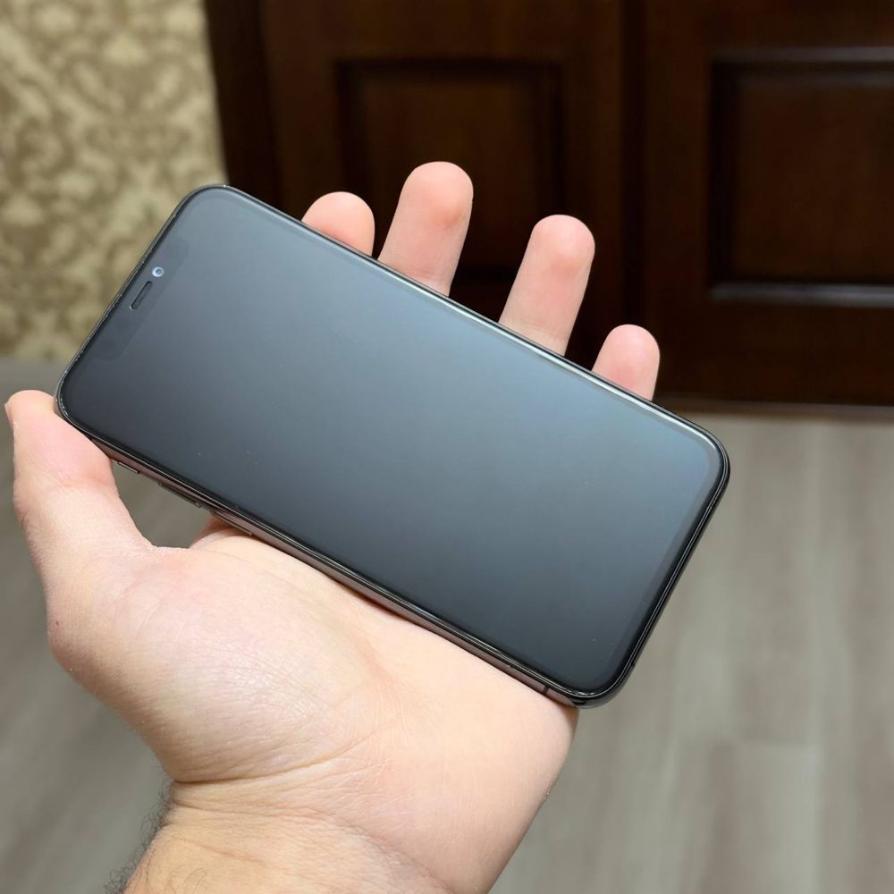 Iphone 11 pro 70% srochna face id true tone ishlidi