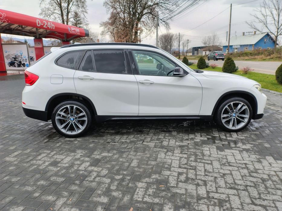 BMW X1 X-Drive 2013