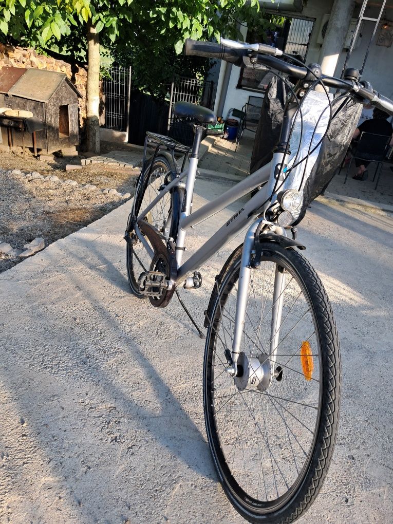 Bicicleta de vanzare