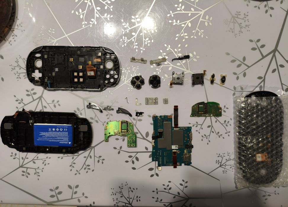 Запчасти PS VITA 1000 OLED