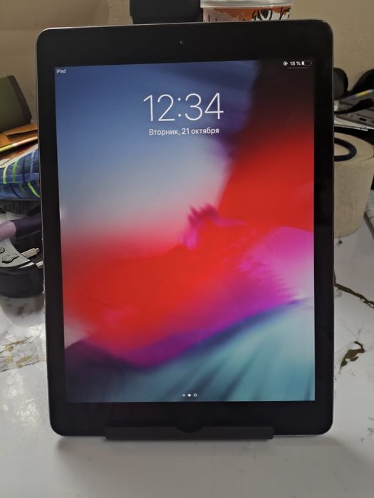 IPAD AIR 32 GB/отличное состояние/тонкий/БЕЗ трещин/топ планшет/ред
