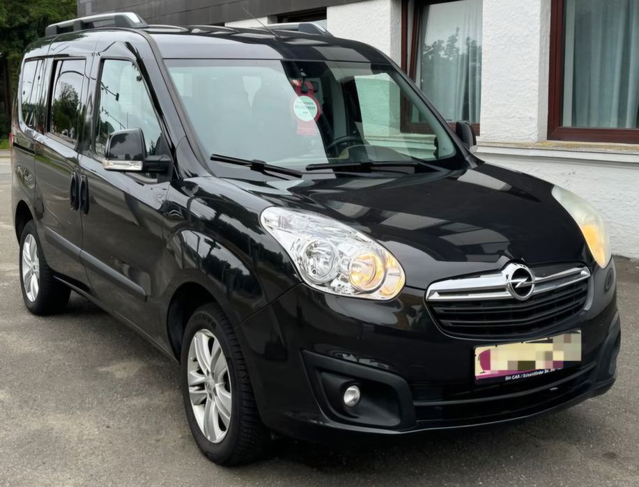 Dezmembrez piese Opel Combo D motor 2.0 cdti A20DT A20DTJ A20DTL