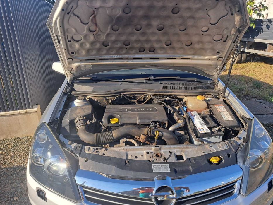 Vând Opel Astra H