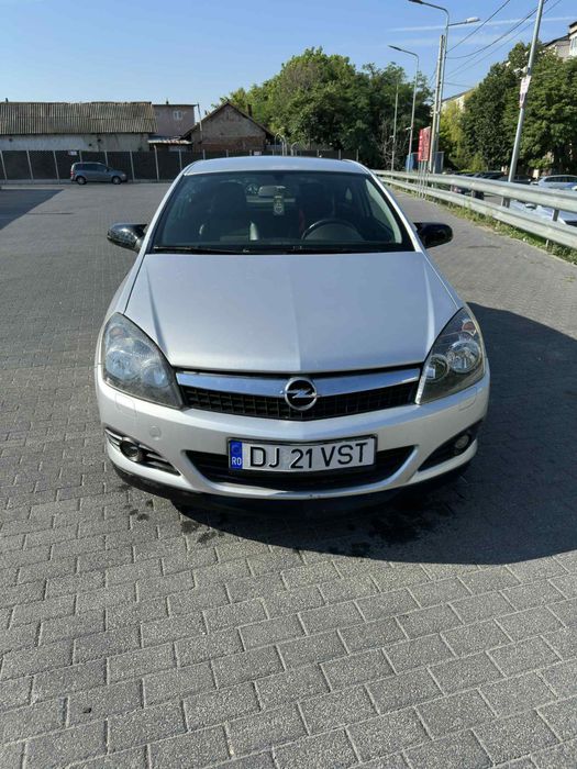 Opel Astra H GTC 1.9 120hp