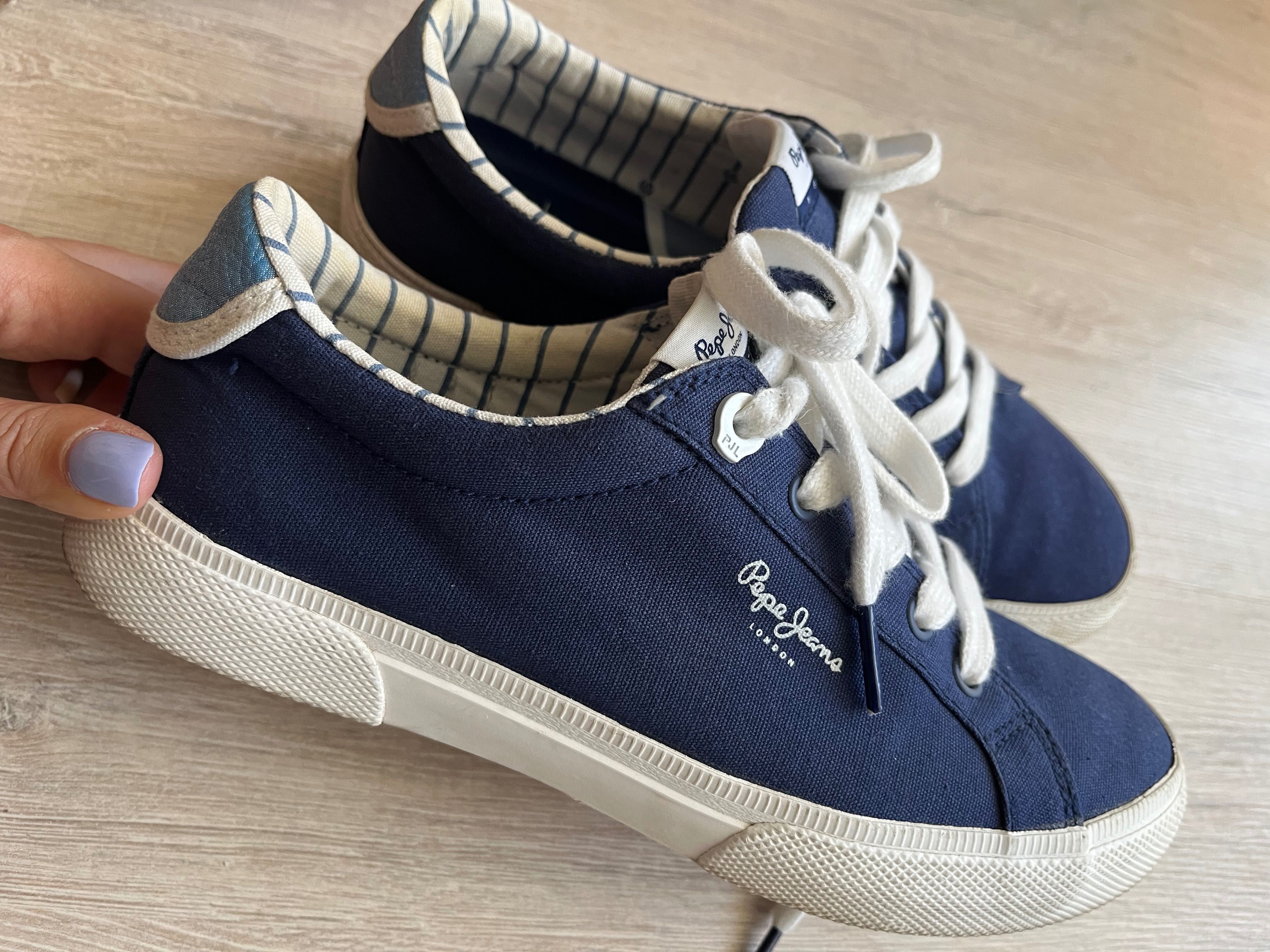 Pepe Jeans 38 номер обувки