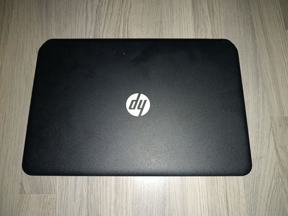 Лаптоп Hp g3 240