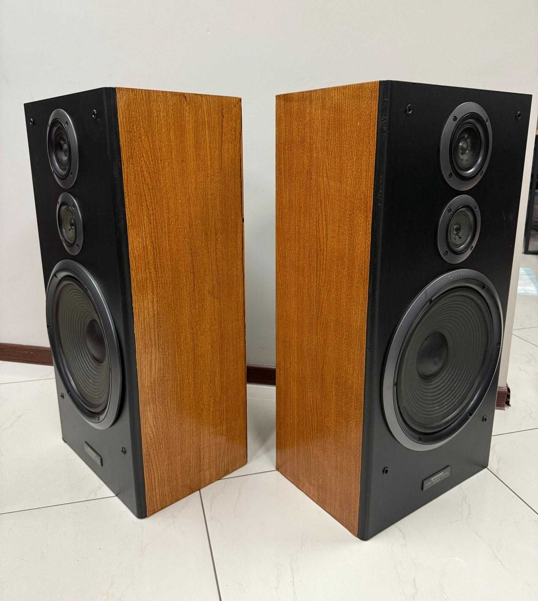 Ретро трилентови тонколони PIONEER CS-901- 220W - 8 ома - 12 инча бас