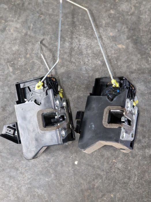 Vand oglinda,geam,maner int, ext, macara usa, stanga Dacia Duster 2021