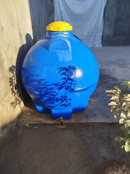 Yomkost 2000lt bochka