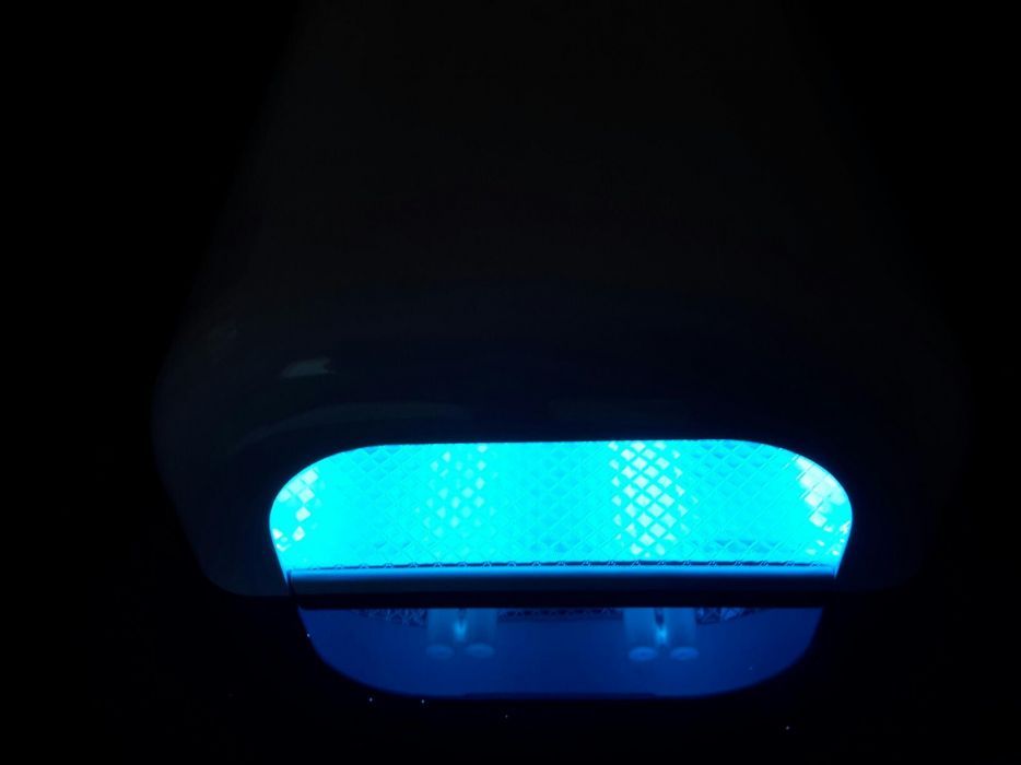 UV лампа за гел професионална