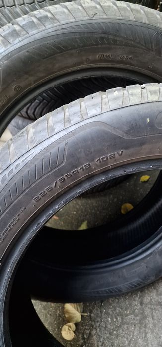 225/55/18 Goodyear Vector 4Seasons