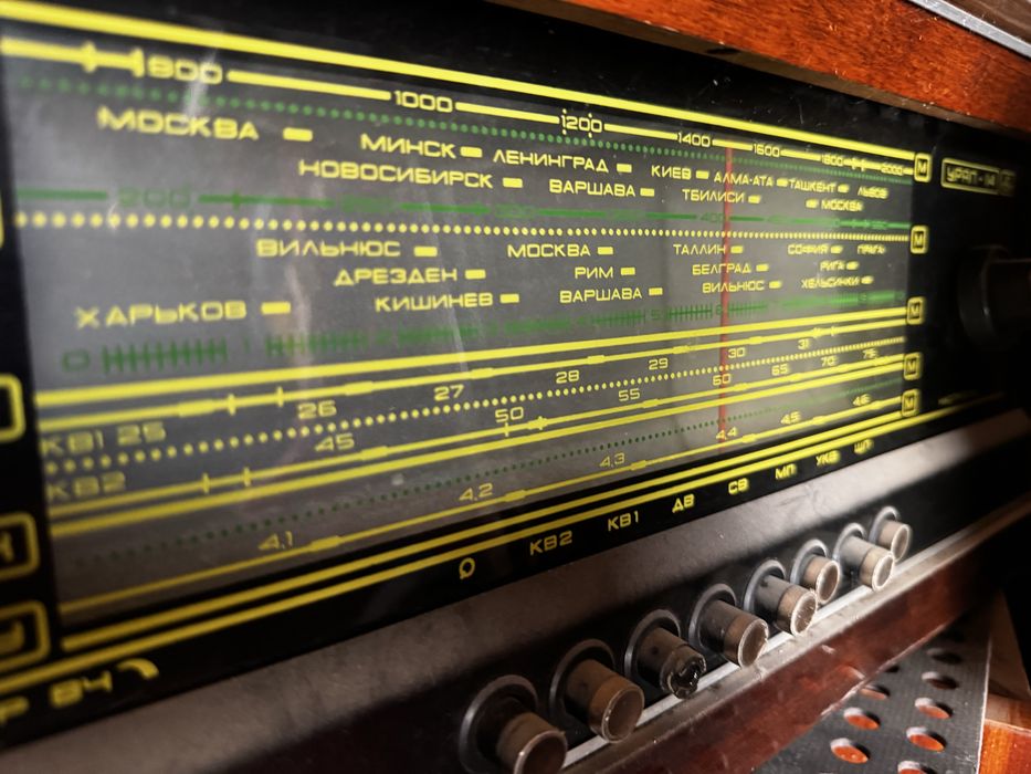 продаются виниловые проиграватели со времен ссср