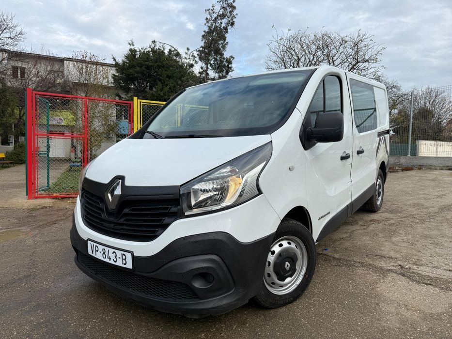Renault Trafuc 2x usi laterale  mod  2016 diesel euro 5 clima navi.ful