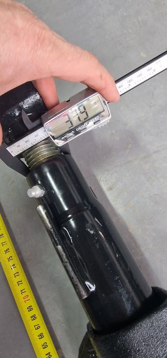 Tirant central stabilizator case internațional fend deutz massey fergu