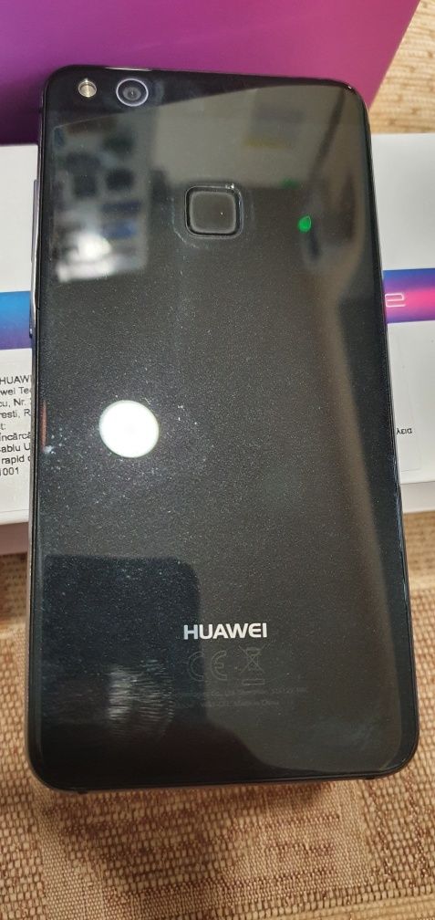 HUAWEI P10  lite