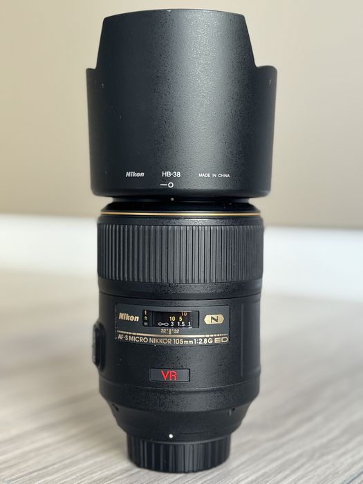 Обьектив для фотоаппарат Nikon