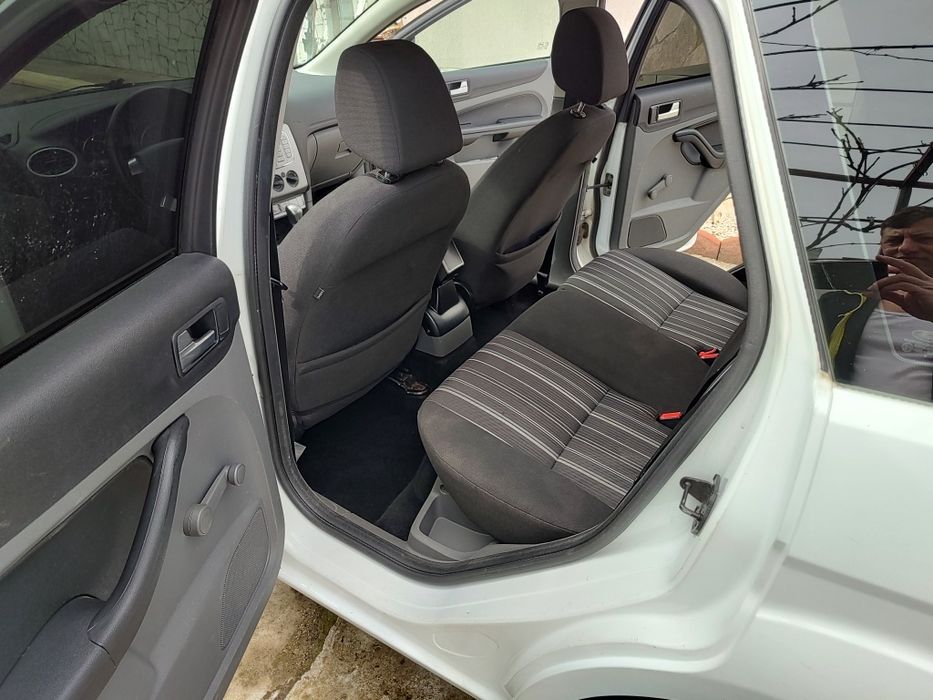 Ford Focus 2, 1,6 Diesel, 90 CP, 2008  - Echipare Trend