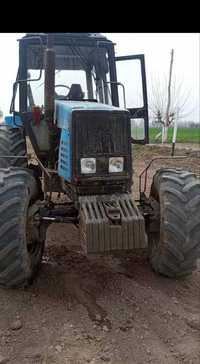 Traktor Belarus 1221.2 (4 talik puligi bilan) 19.900$ Kelishiladi