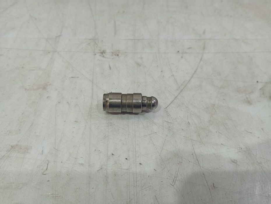 Culbutor tachet Porsche Cayenne 958 (2010 - 2014) (1243) CRCA