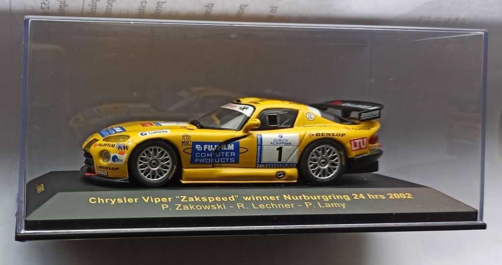 Macheta Chrysler Viper Zakspeed Winner 24h Nurburgring 2002 - IXO 1/43