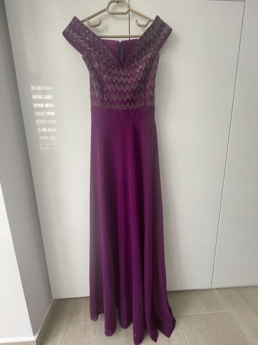 Официална лилава рокля