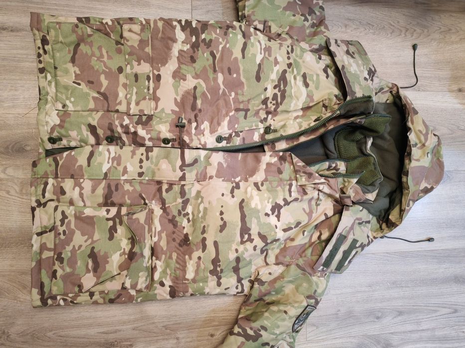 Продаю военный бушлат с ватниками