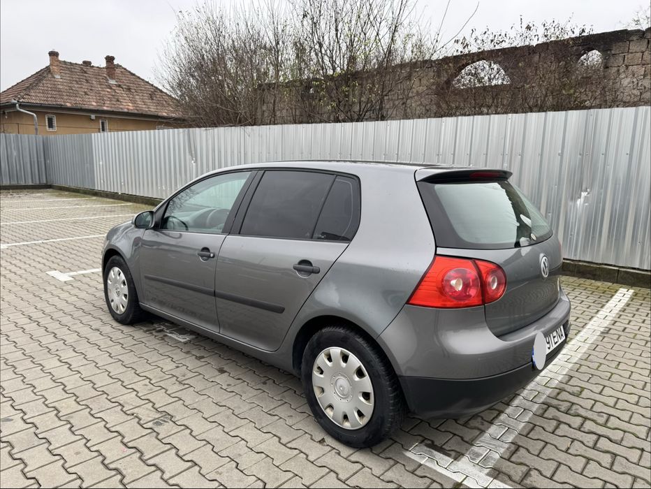 Golf V,  1,6 MPI