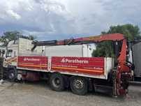 Camion cu macara