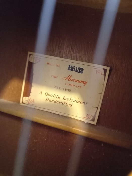 Chitara Harmony est 1892