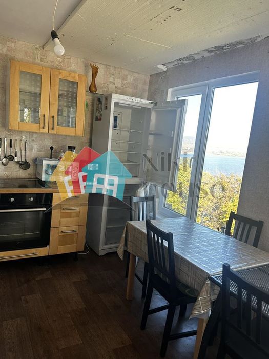 Къща в Варна, област-с.Константиново площ 172 цена 190000