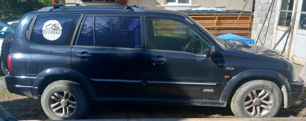 Suzuki Grand Vitara XL 7 volan dreapta