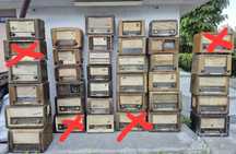 Vând Lot 34 radio lampi carcasa lemn&ebonita,diferite marci ani 40-'80