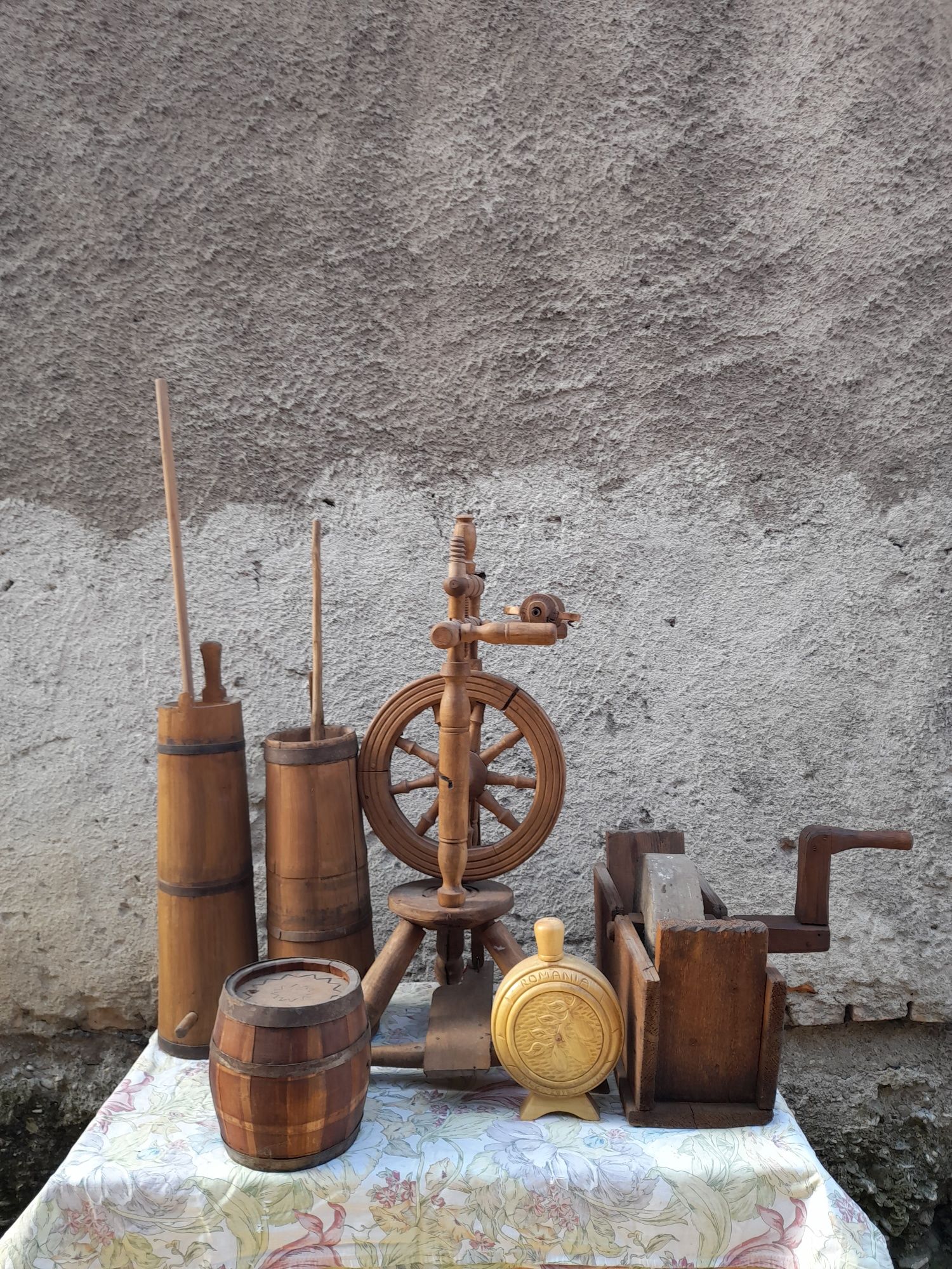 Vând obiecte vechi Taranesti