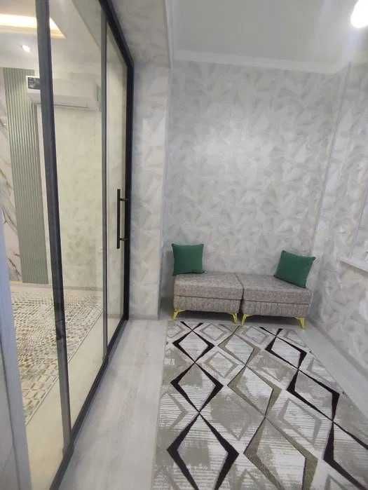 R2 Сдаётся квартира 2/2/4 на МАКСИМА ГОРЬКОГО ор-р метро БИЙ!