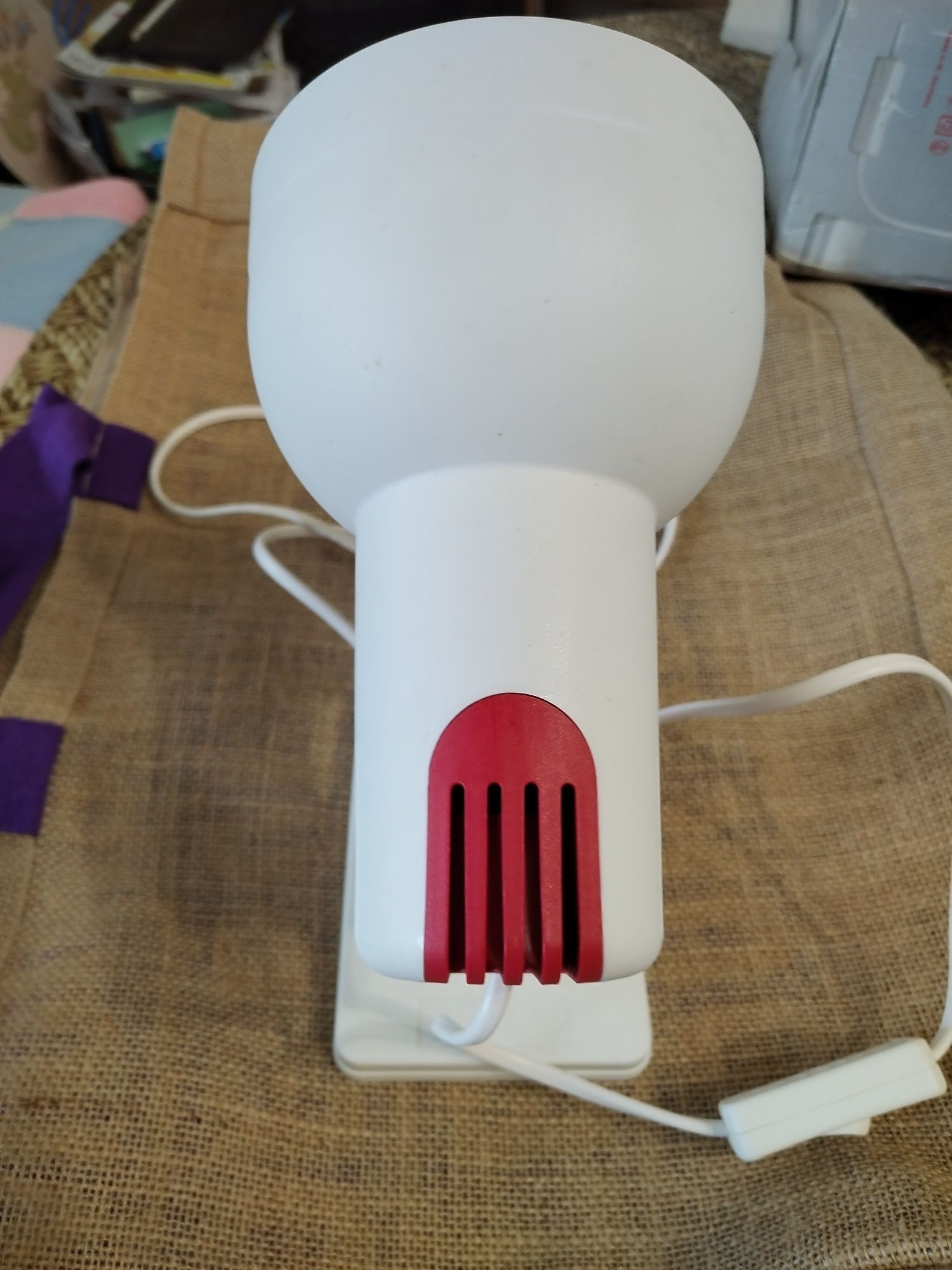 Инфрачервена лампа Philips 150 W