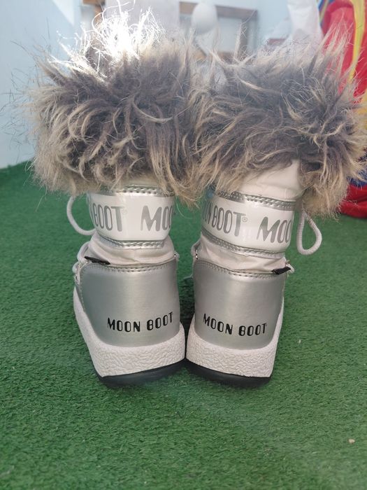 Ботуши Moon Boot