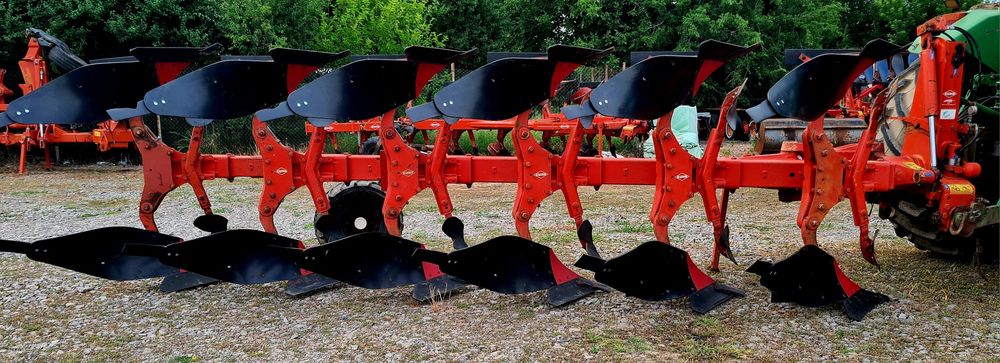 Plug reversibil cu 6 trupite KUHN MULTIMASTER 180 brazde