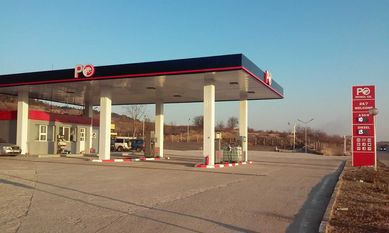 Бензиностанция под наем с търговски комплекс на магистрала Марица