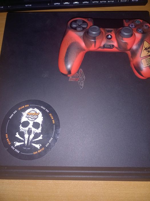 Playstation 4 pro & игри