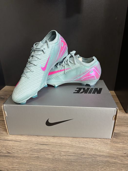 Бутонки Nike mercurial