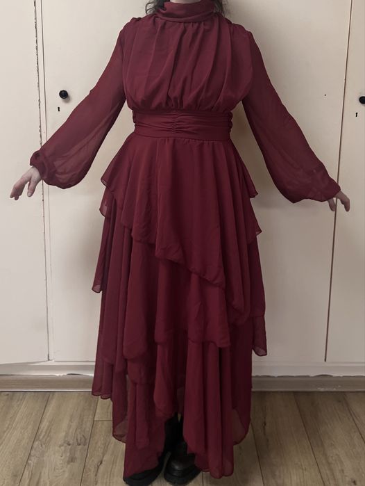 Рокля нова - тъмно червена