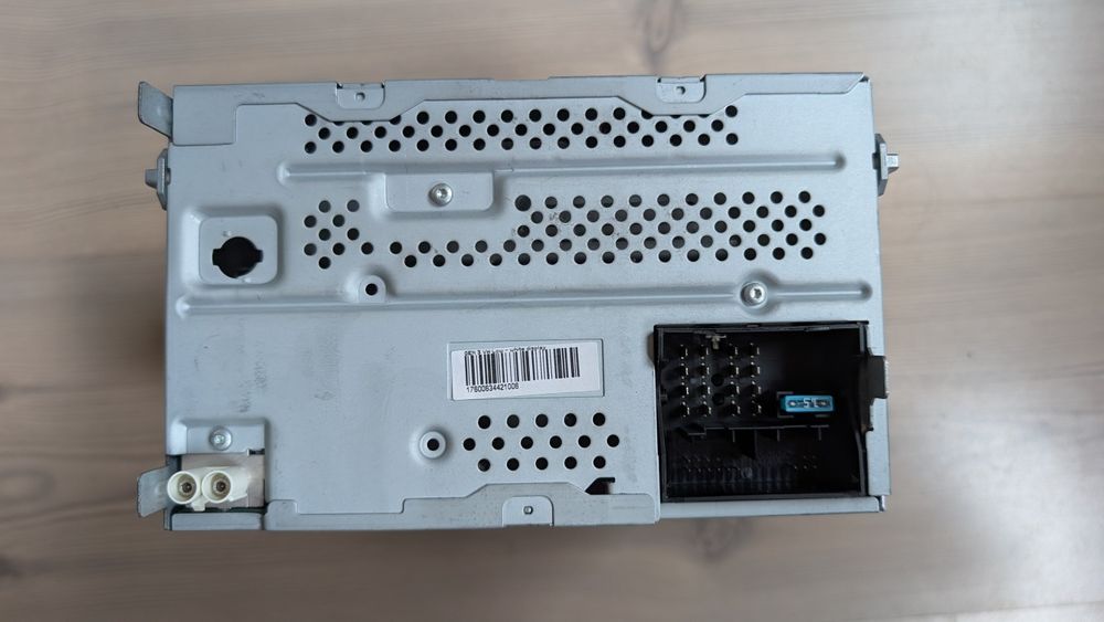 Радио VW Passat B7