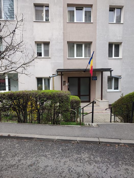 Cluj Napoca Nora Manastur Aleea Balea 4 decomandate 200000 euro