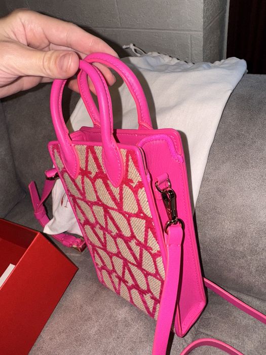 Нова оригинална чанта Valentino Garavani