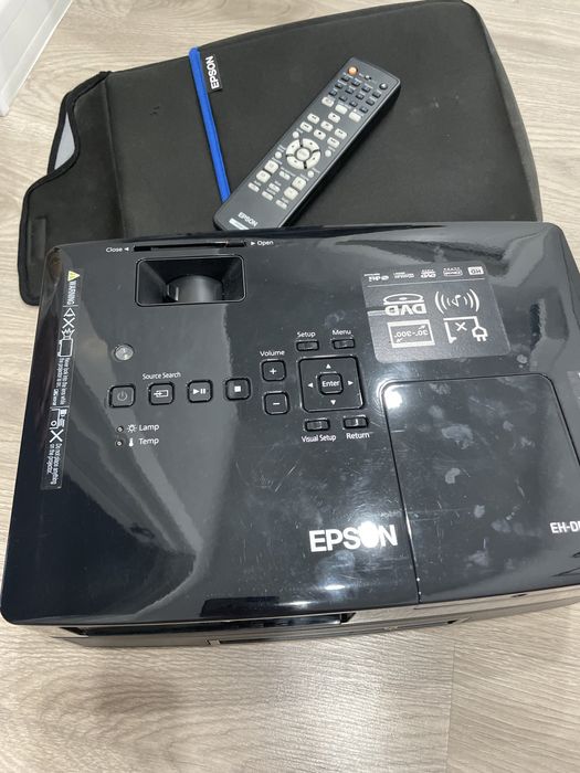 Продам проектор Epson